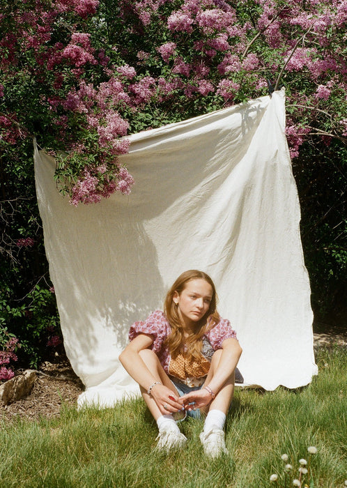 Essential Weathered White- Backdrop in a Bag